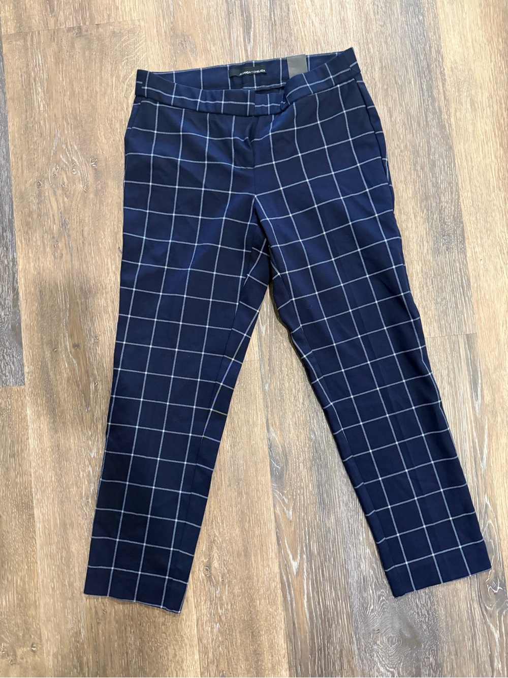 Amanda & Chelsea women’s 6 Navy Windowpane Dress Pants